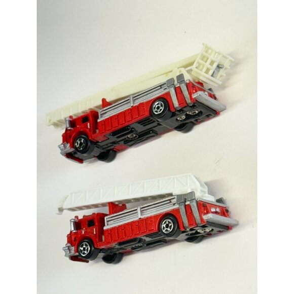 Micro Machines 2 Galoob Deluxe Hook & Ladder Fire Truck 1980s Vintage Toy - Picture 12 of 13